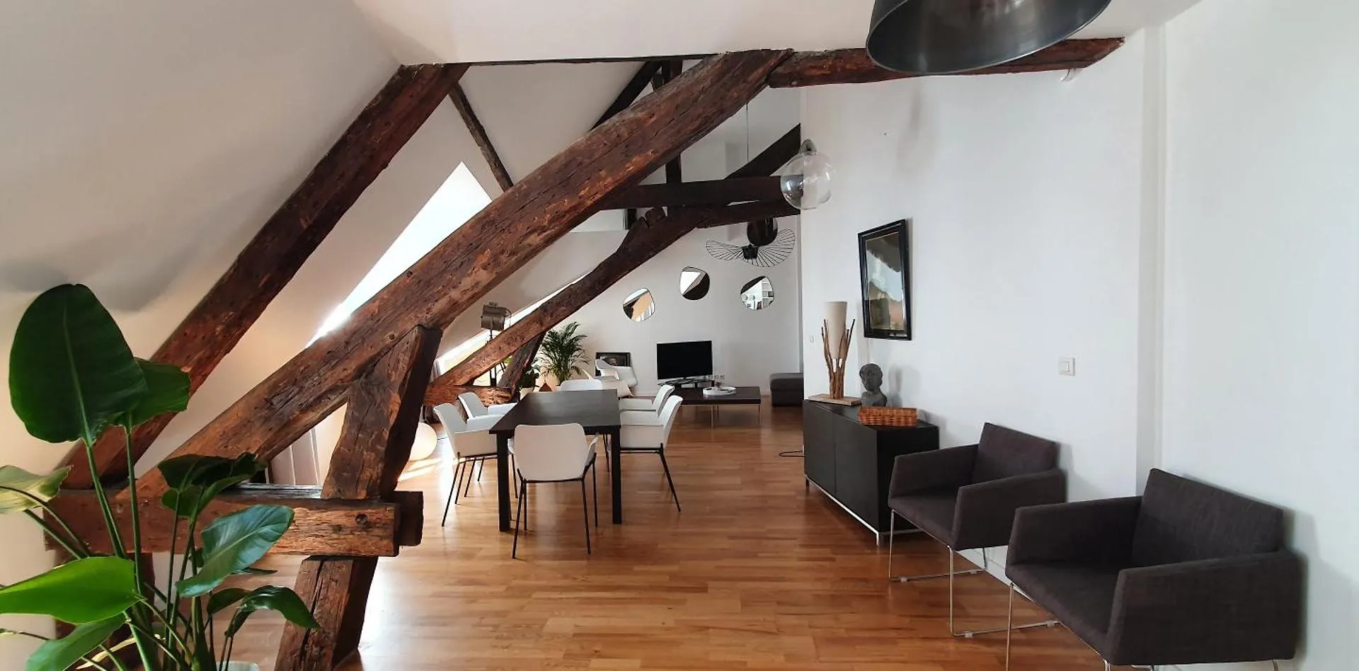 Appartement Climatise Pour 6 Personnes Secteur Opera Garnier, Galeries Lafayette Paris