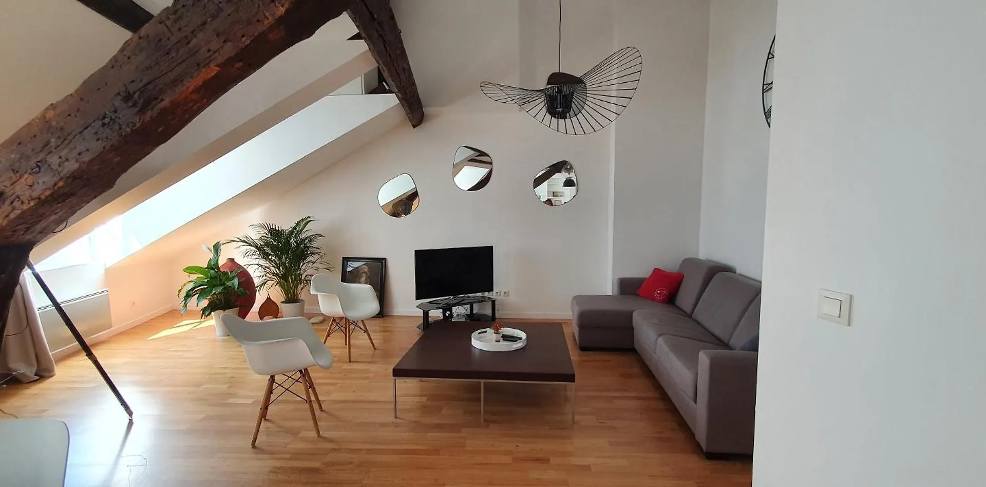 Apartment Appartement Climatise Pour 6 Personnes Secteur Opera Garnier, Galeries Lafayette Paris